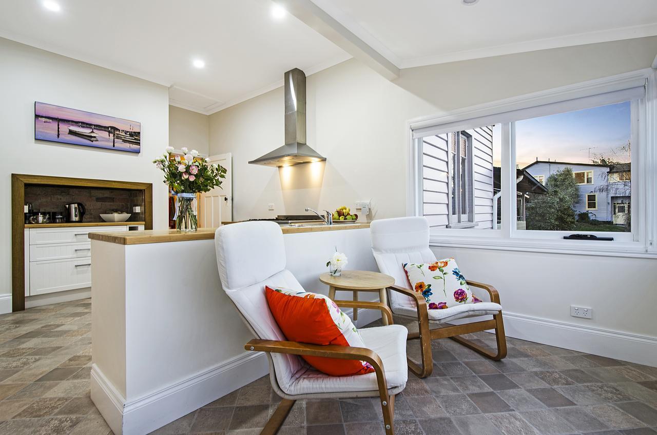 Mole Creek Guesthouse ภายนอก รูปภาพ