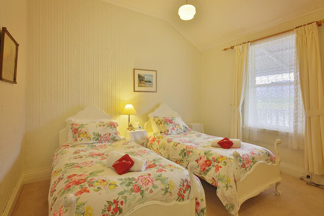 Mole Creek Guesthouse ภายนอก รูปภาพ
